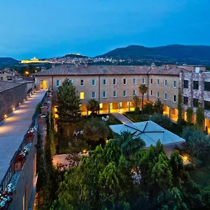 http://hotel-cenacolo.hotels-perugia.com